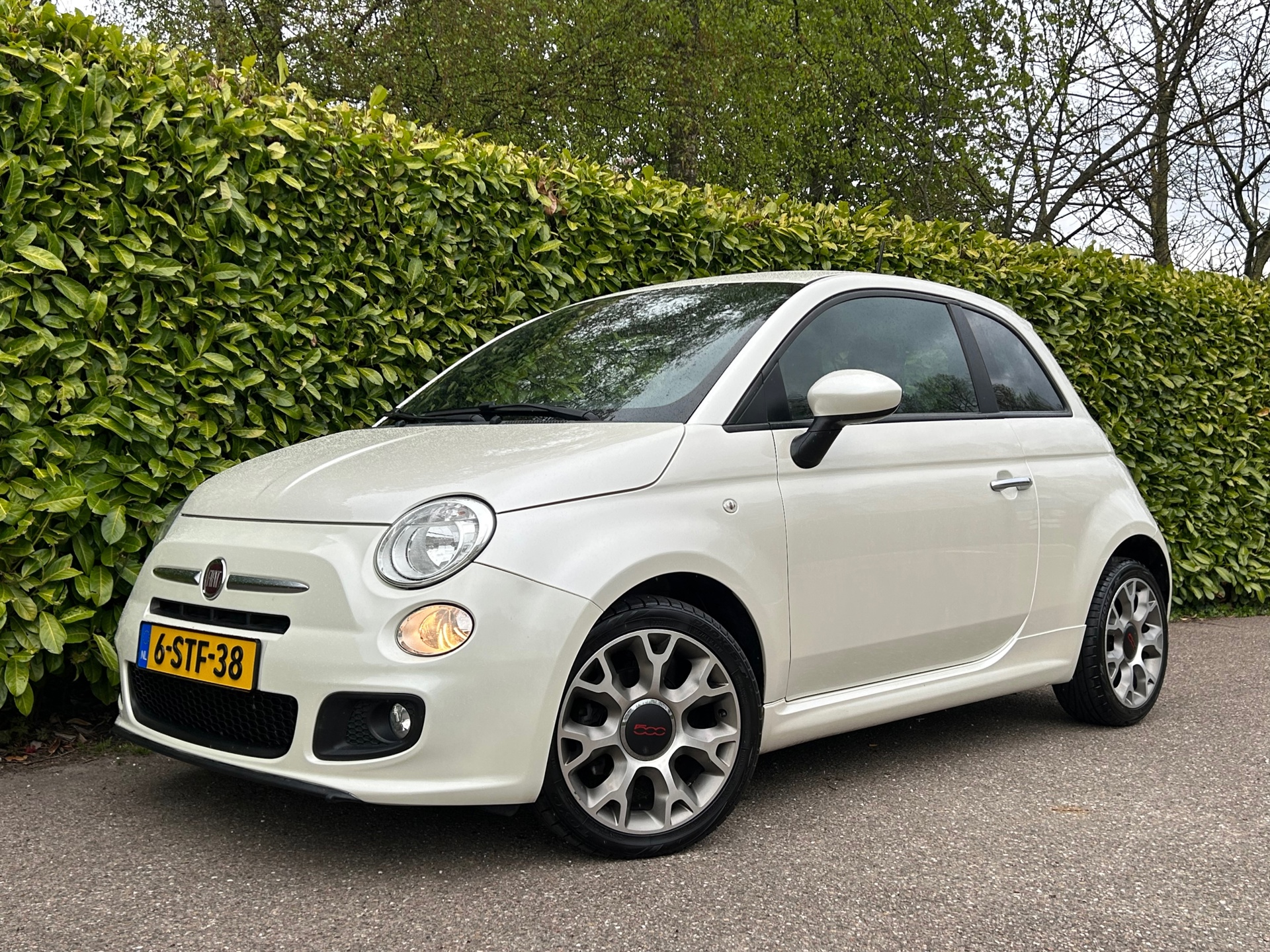 Fiat 500 0.9 TwinAir 500 Sport Automaat | H-Leder | 16" Velgen | Airco | 44019535-0.jpg | Auto rijser
