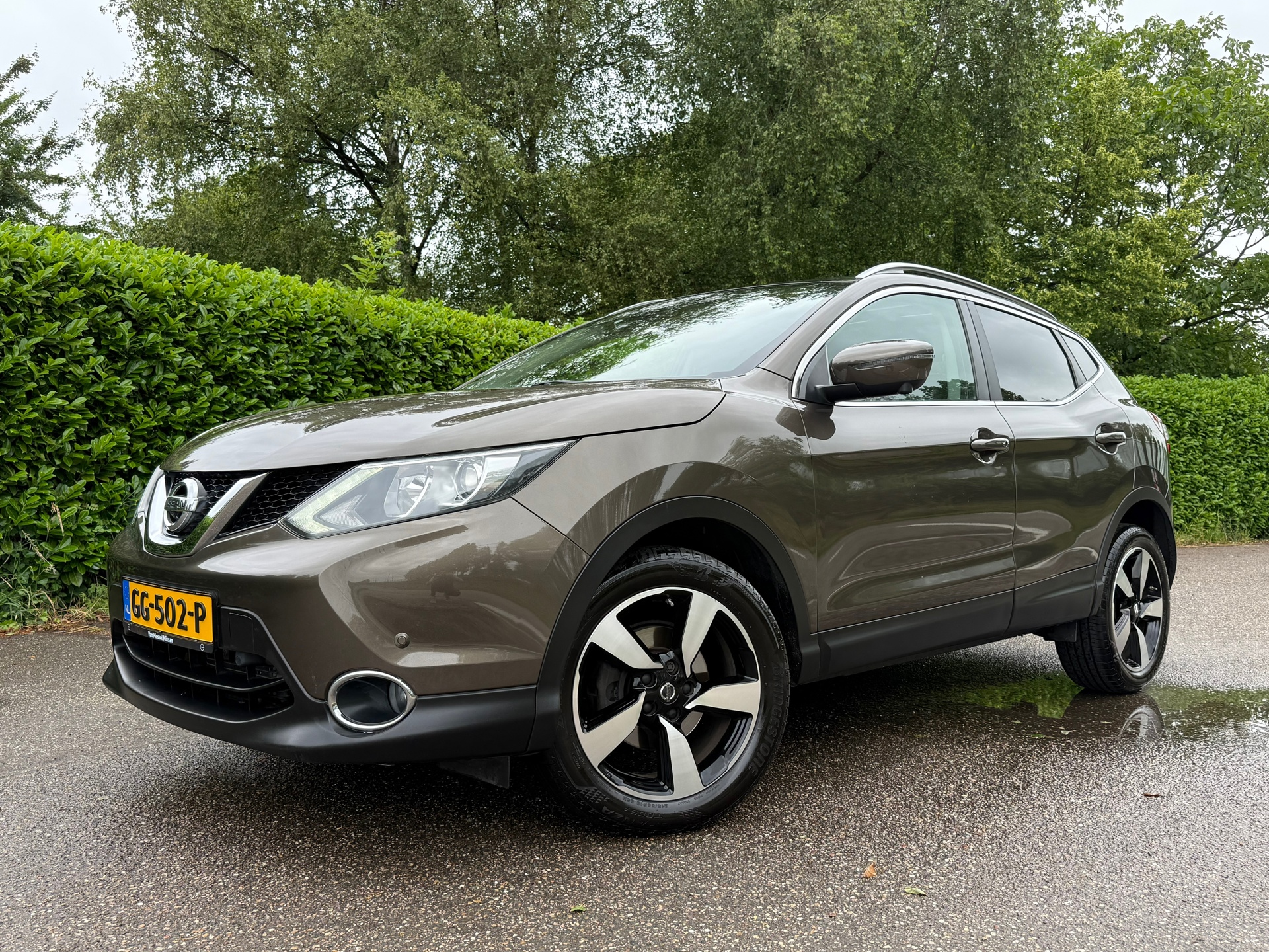 Nissan QASHQAI 1.2 Connect Edition Automaat | 360 Camera | Panoramadak | Trekhaak | Navi | Clima | Key-Less | PDC | Cruise | LED | 44422824-0.jpg | Auto rijser