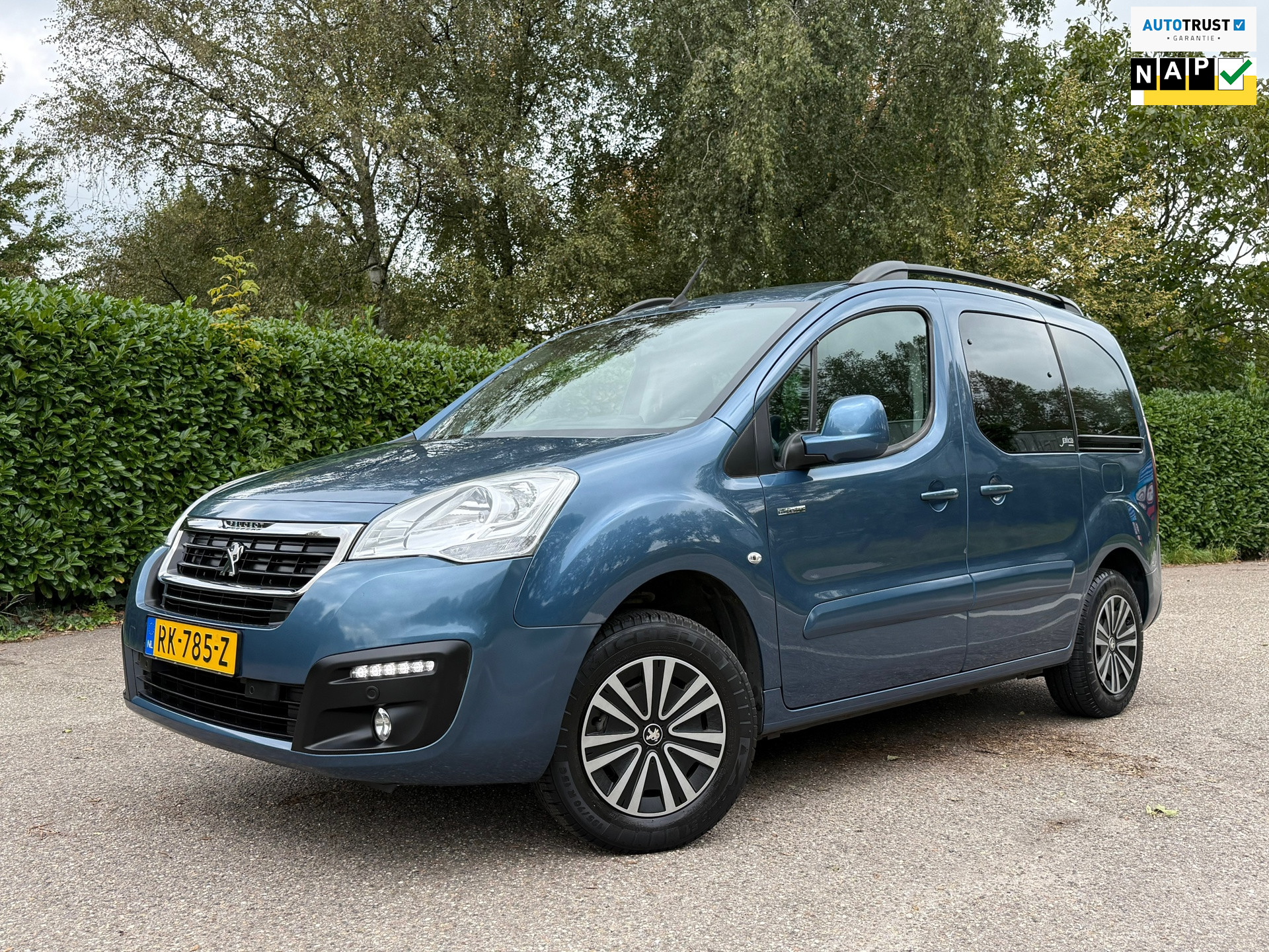 Peugeot Partner Tepee Electric Active Automaat | Koop Accu | Camera | Navi | Airco | Stoelverwarming | PDC | Cruise | LED | 47906919-0.jpg | Auto rijser