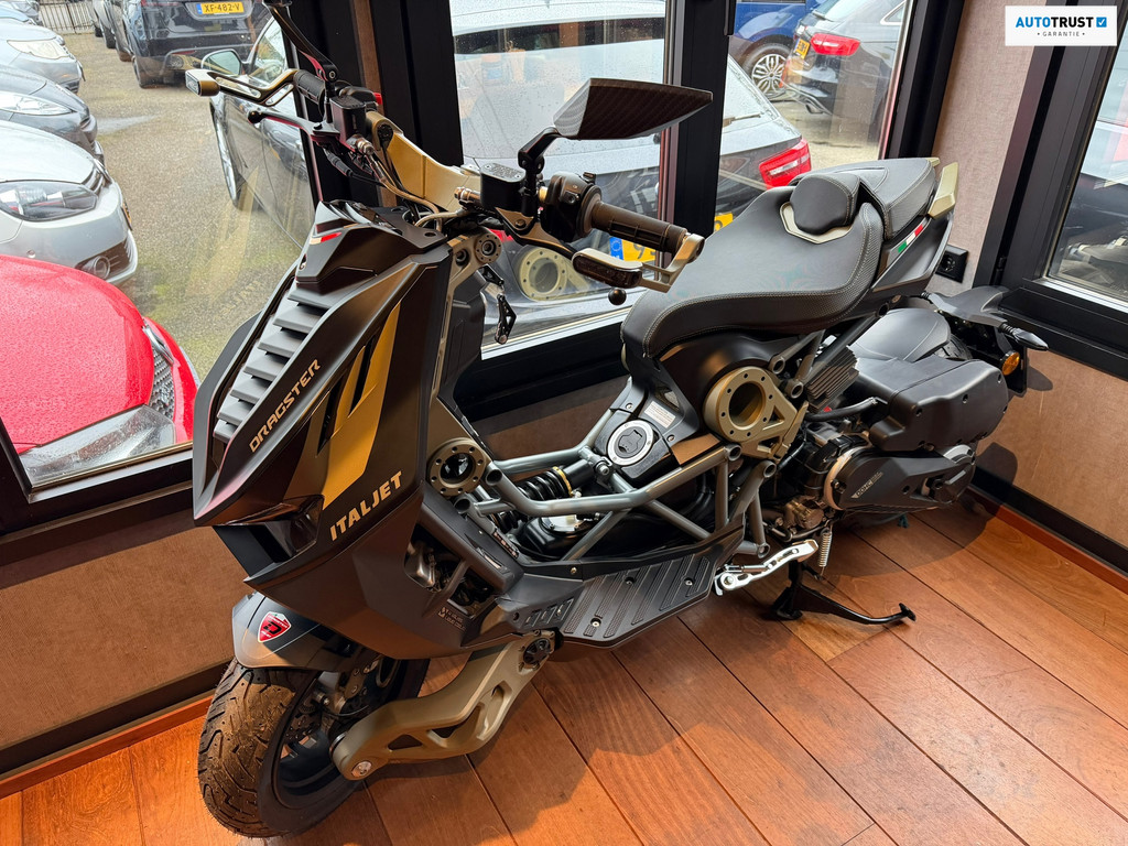 Italjet  Scooter Dragster 200 51467554-0.jpg | Auto rijser