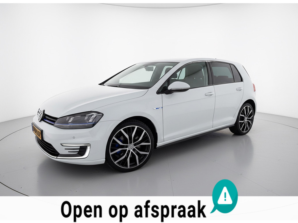 Volkswagen Golf 1.4 TSI GTE |Met Nw MEGARTONIC | PARELMOERWIT metallic 53062869-0.jpg | Auto rijser
