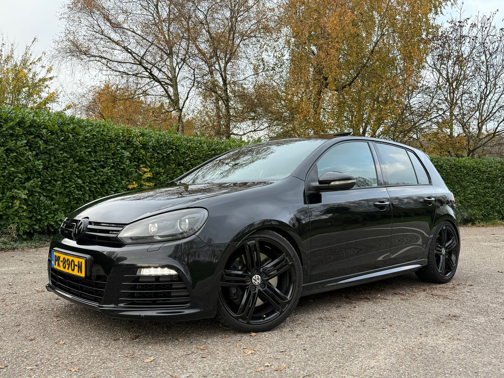 Volkswagen Golf 2.0 R 4-Motion Automaat | Dynaudio | Schuif-/Kanteldak | BearLock | Camera | Navi | Stoelverwarming | Xenon | PDC 55832751-0.jpg | Auto rijser