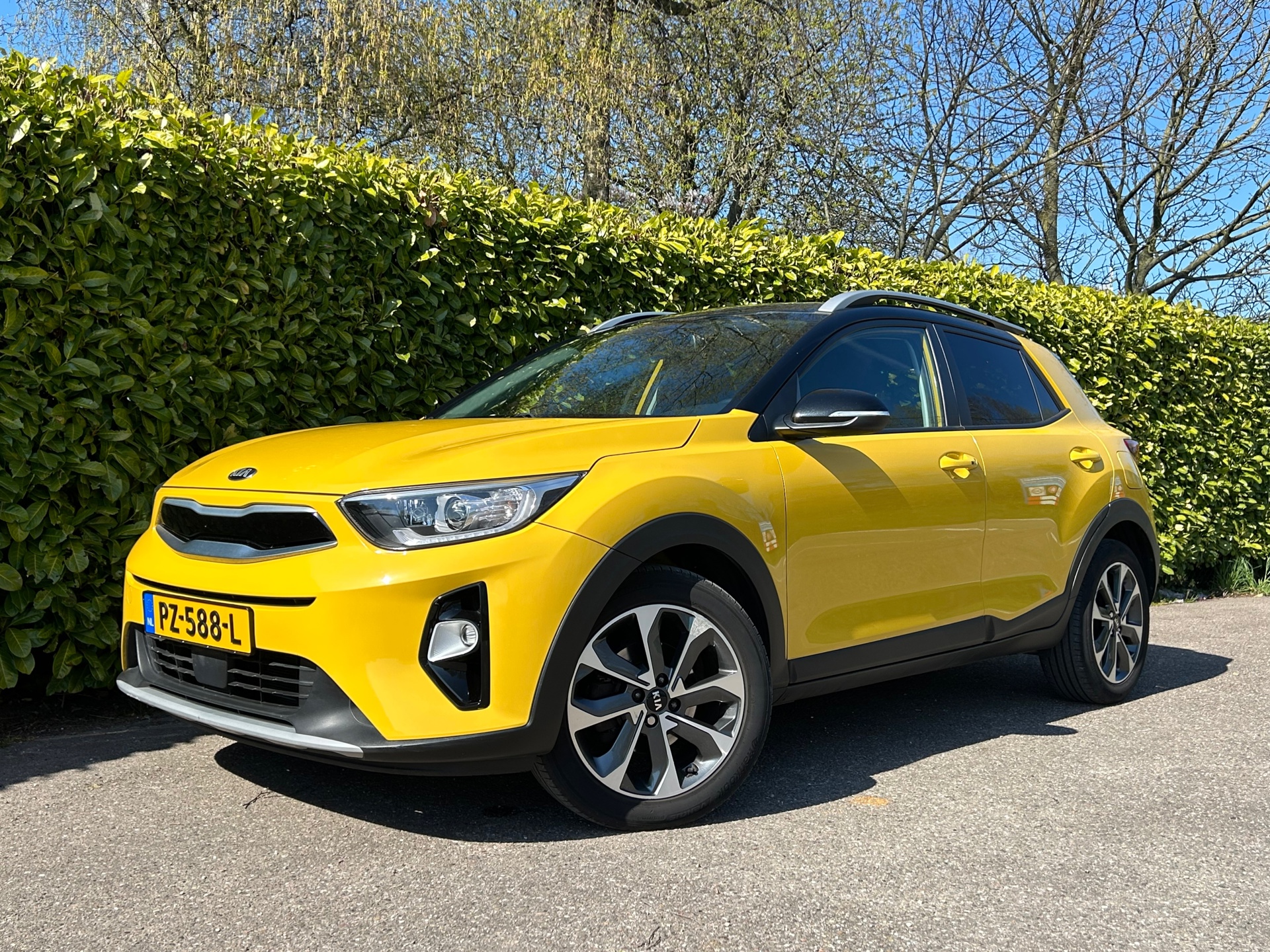 Kia Stonic 1.0 T-GDi 120 PK DynamicLine | Camera | Apple Carplay/Android Auto | Key-Less | Navi | Clima | 17" Velgen | PDC | LED | 44007033-0.jpg | Auto rijser