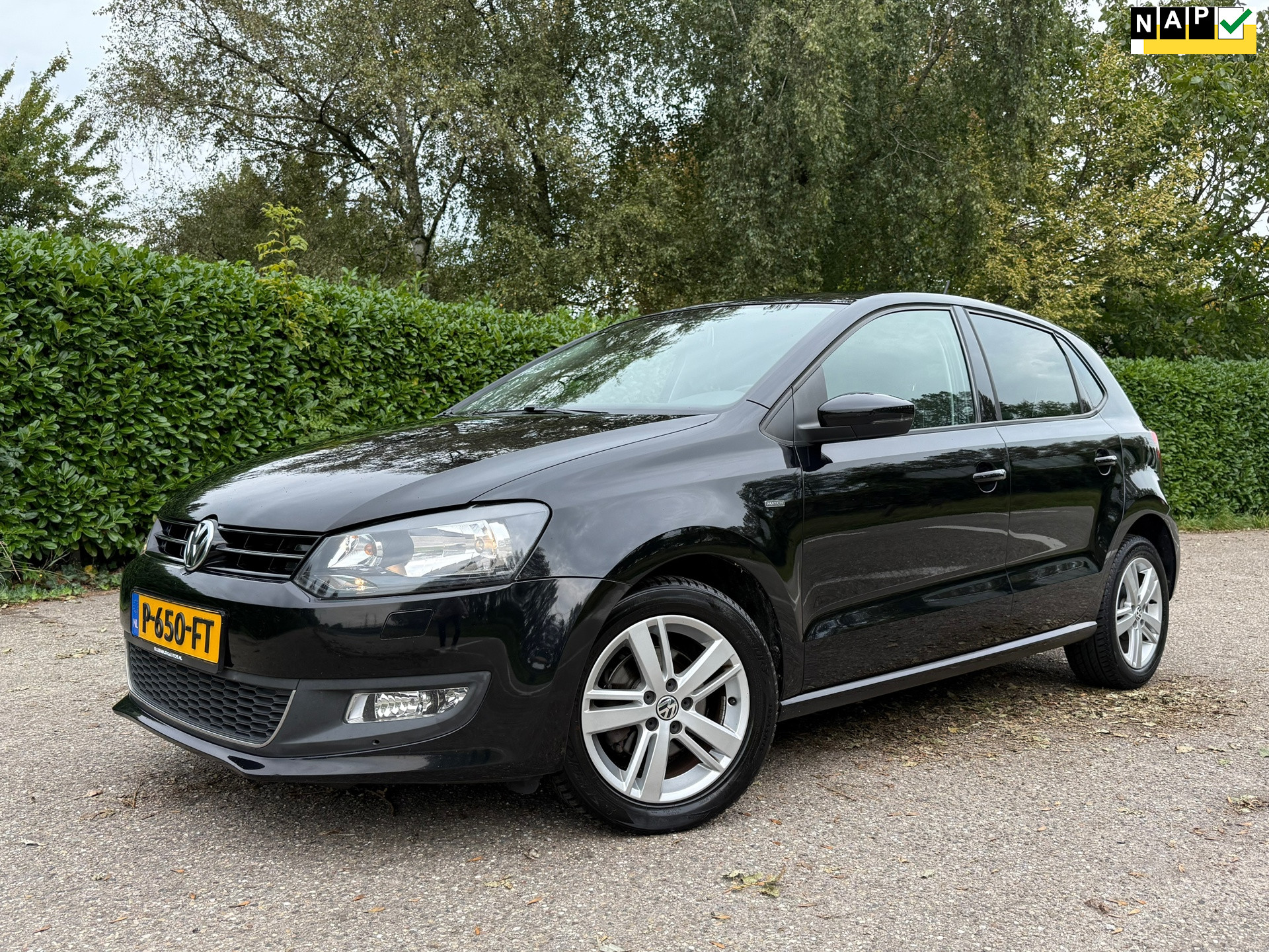 Volkswagen Polo 1.2-12V Comfortline | H-Leder | Clima | Stoelverwarming | 15" Velgen | 12V/AUX | PDC | Cruise | 47590705-0.jpg | Auto rijser