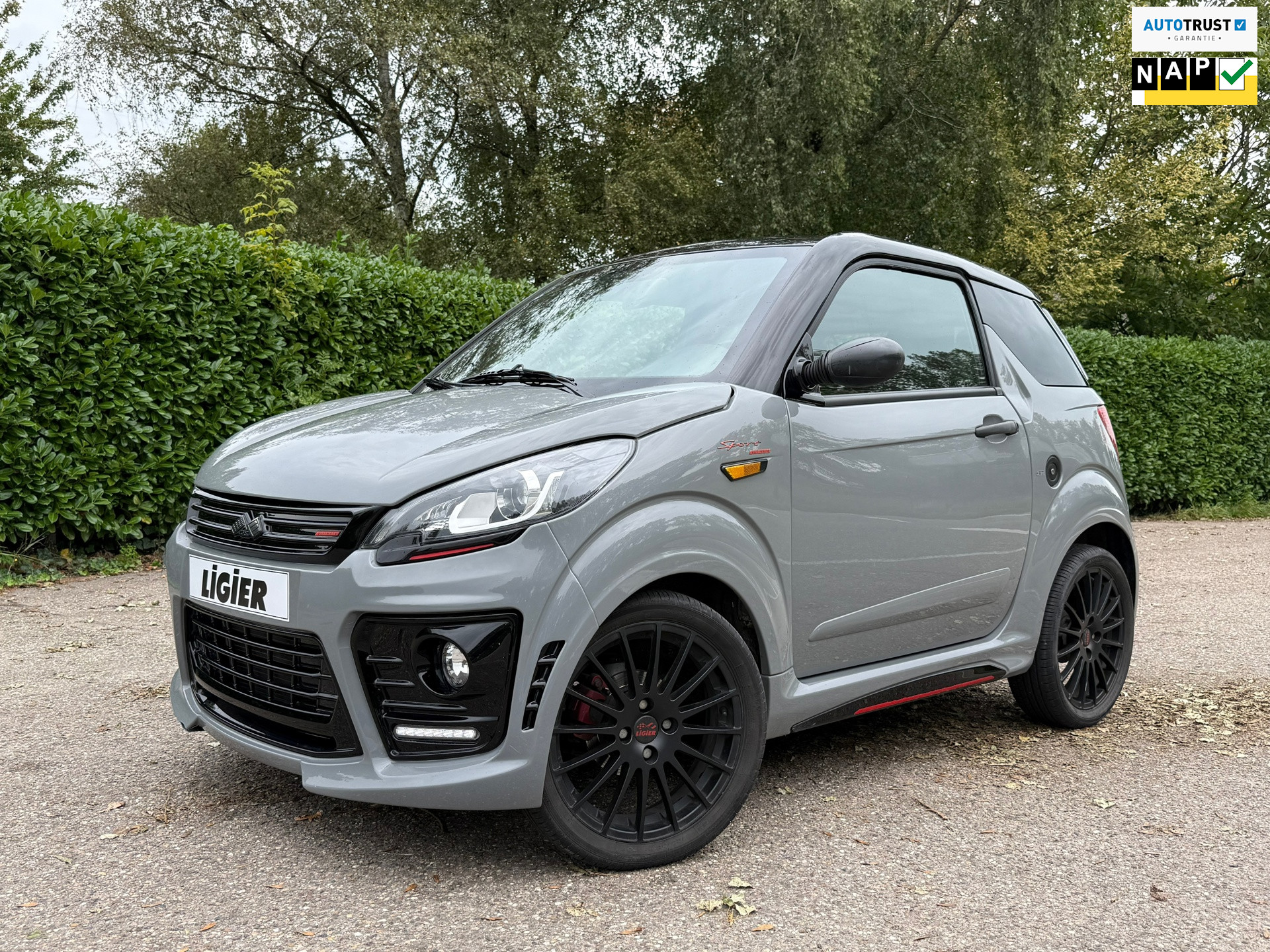 Ligier  Brommobiel JS50 C Sport Ultimate Automaat | Camera | Apple CarPlay/Android Auto | Leder | Airco | 16" Velgen | LED | 47672884-0.jpg | Auto rijser