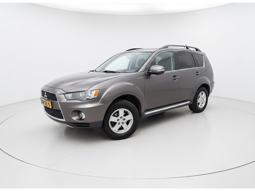 Mitsubishi Outlander 2.0 Intro Edition | Automaat 53435703-0.jpg | Auto rijser